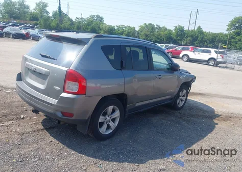2013 Jeep Compass Latitude из США, поврежденный, VIN 1C4NJDEBXDD205067